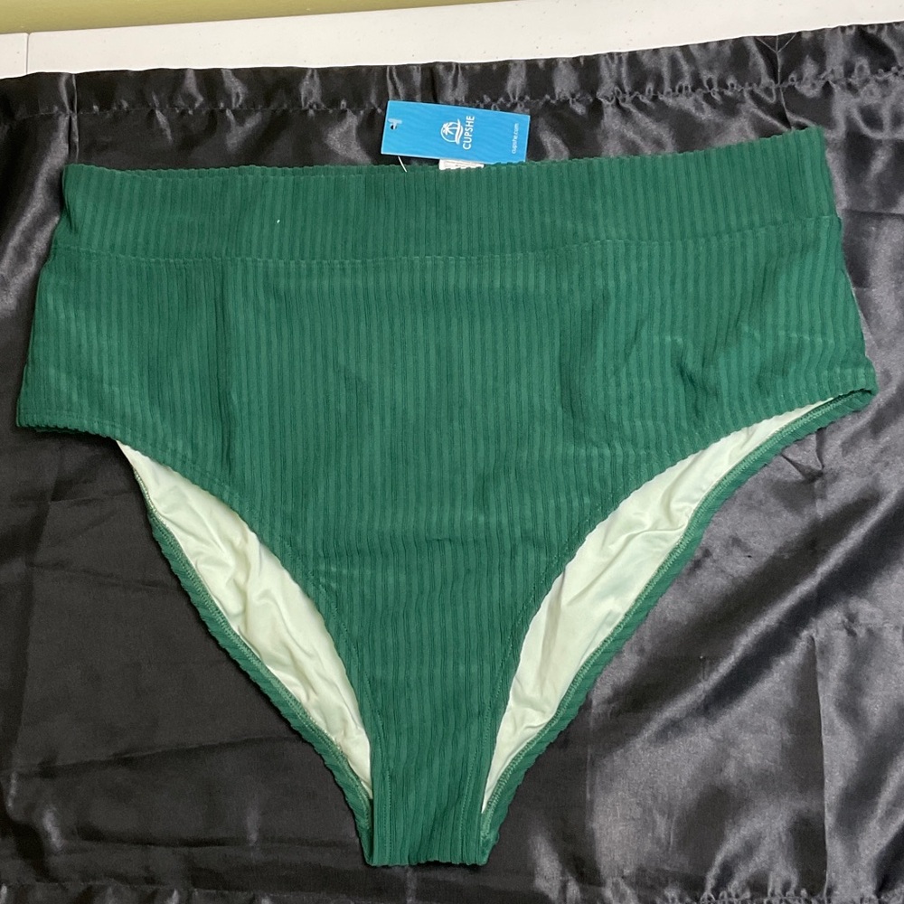 Cupshe Green High-Waisted Bikini Bottom